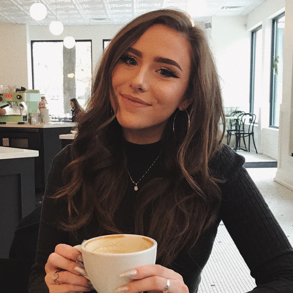 Meet your Posher, Emily